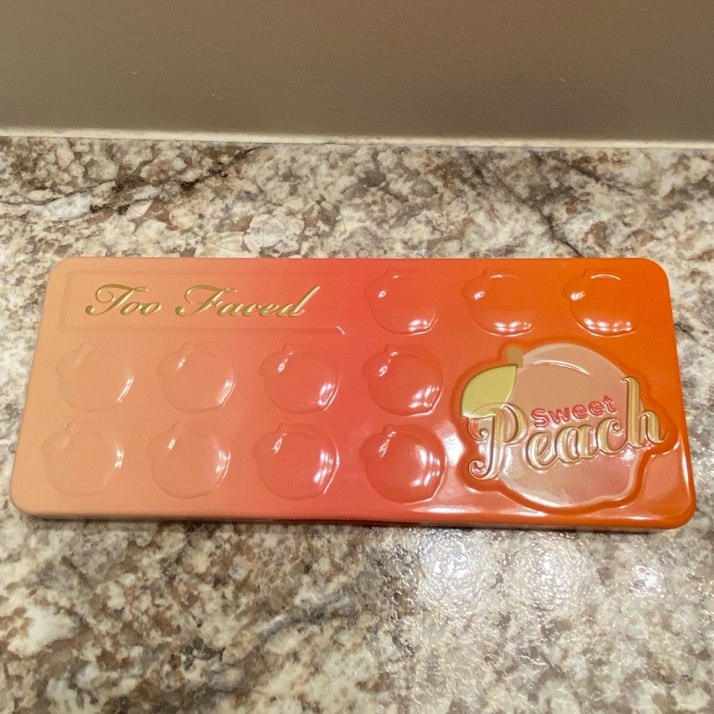 Never used! Too Faced Sweet Peach eye palette!